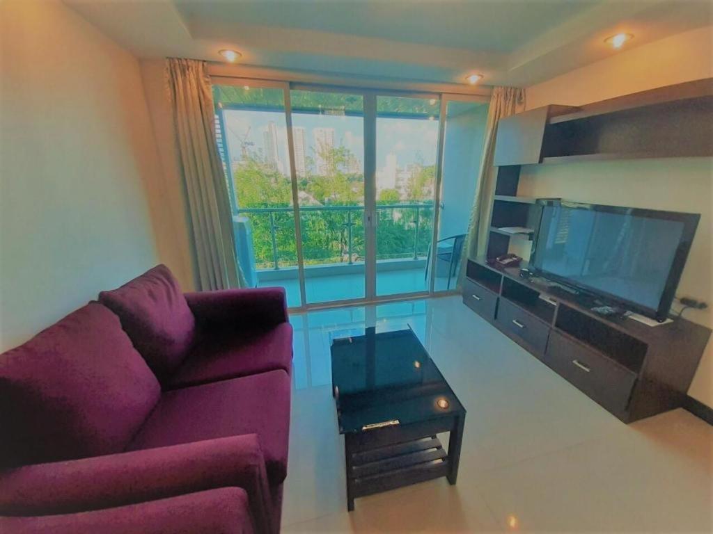 Nice Residence Bangkok Bagian luar foto