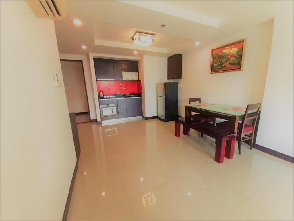 Nice Residence Bangkok Bagian luar foto